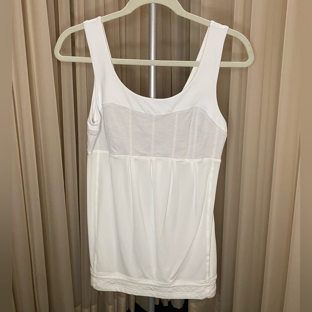 Lululemon Tank white with beige stripes on chest. Size 6.